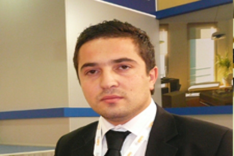 Erdoğan Bektaş: Kriz endişesi sürüyor