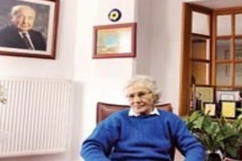 İfakat Hemşire, biriktirdiği 1 milyon TL ile okul yaptırıyor!