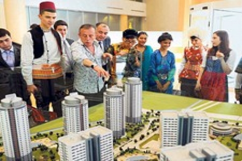 Ali Ağaoğlu, olimpiyat çocuklarını ofisinde ağırladı!