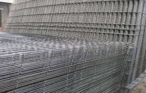 Çelik-Panel yeni fabrikasıyla üretimini arttırıyor!