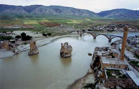 Hasankeyf'te 63 adet taşınmaz eser bulundu! 