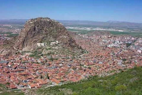 Afyonkarahisar Defterdarlığı'ndan satılık arsa! 670 bin TL'ye!