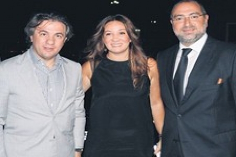 Melkan Tabanlıoğlu ile Taha Tatlıcı ilk davetlerini verdi!