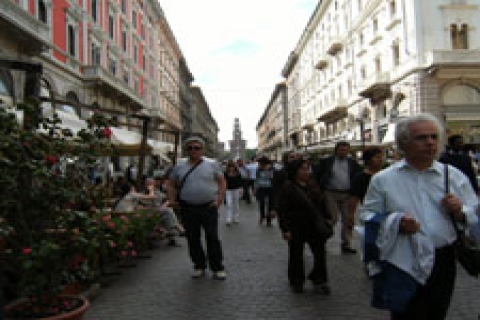 Alışveriş caddelerinin yıldızı sönmüyor