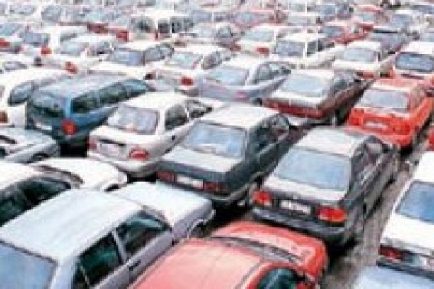 Evler ikinci el oto galerilerine döndü!