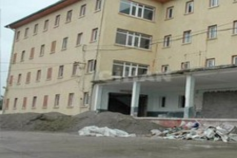 Manisa 'da okul binalarında tadilat devam ediyor!