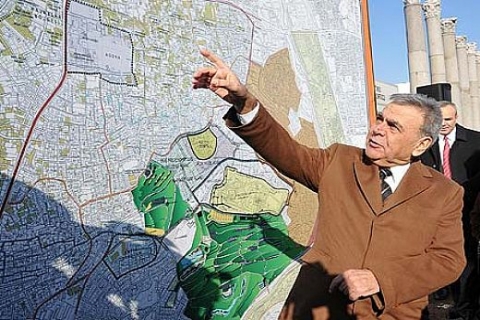 İzmir Büyükşehir Belediyesi'nden Agora'ya yıllık 900 bin TL'lik nakdi destek!