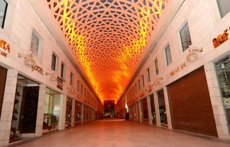 Bursa Kapalı Çarşı'da yenileme çalışmaları devam ediyor!