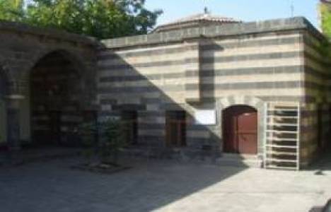 Diyarbakır'da Nasuh Paşa Cami onarım işi!