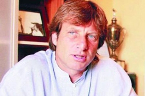 Kaya Çilingiroğlu'nun kiraladığı eve haciz geldi!