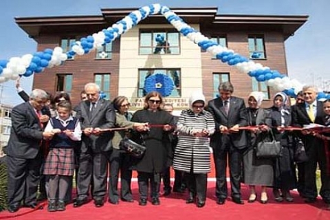 Umut Evleri'nin ilki, Silivrikapı Semt Konağı'nda açıldı!