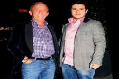 Ali Ağaoğlu, Paris Hilton'a reklam teklifi gönderdi!