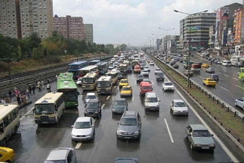  Beşiktaş'taki 4 katlı bina çöktü!