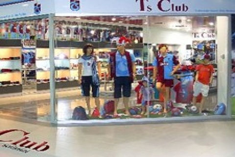 17. TS Clup mağazası Trabzon'da açıldı!