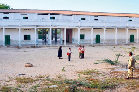 Türkiye Diyanet Vakfı Somali'de eğitim için okul hazırlatıyor!
