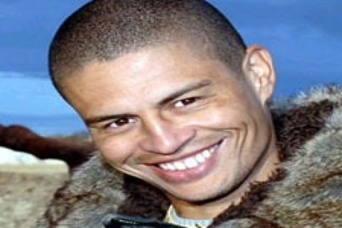 Alex de Souza: İlk paramla aileme ev aldım!