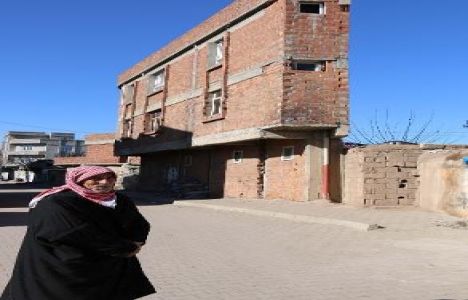 Şanlıurfa Siverek te 3 katlı bina görenleri şaşırtıyor!