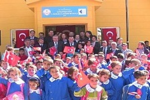 Boğaziçi Üniversitesi Mezunları Ağrı'da okul yaptırdı!