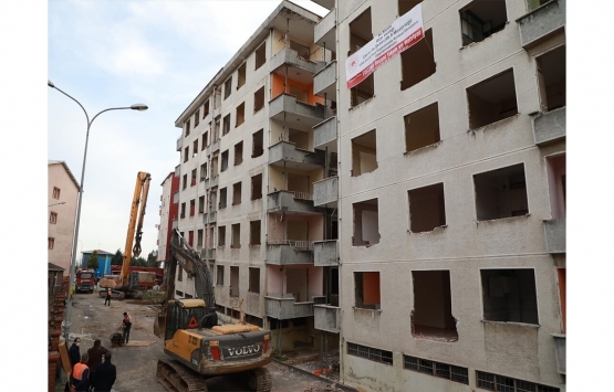 Rize'nin 'Pisa' kulelerinin yıkımına başlandı!