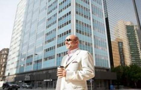 Mükemmel Sarımsakçı,Elm Street'te 30 milyon dolara gökdelen aldı!