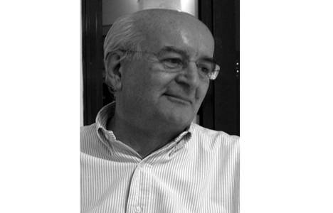 Neşet Arolat kimdir?