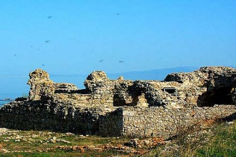 Kızkalesi Adası'ndaki Kubadabad Sarayı, Alaaddin Tepesi gibi şemsiyeyle korunabilir!
