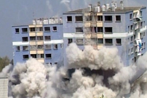 15 ve daha yüksek katlı binalar patlatma tekniğiyle yıkılacak!