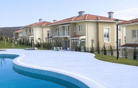 Bahçeşehir Estonşehir'de 595 bin TL'ye katlı villa! 