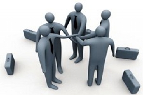 Ayşenur Gülay, Esenyurt Uluslararası Gayrimenkul şirketi'ni kurdu!