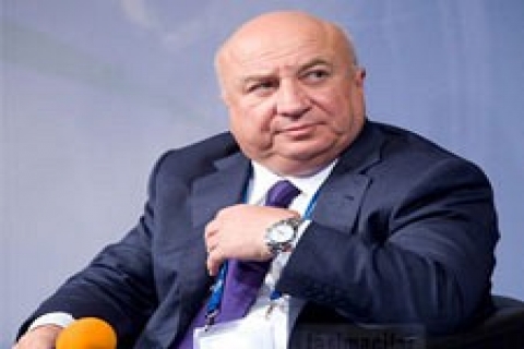 Libya 'dan gelen işçilere TAV İnşaat CEO 'su Sani şener eşlik etti!