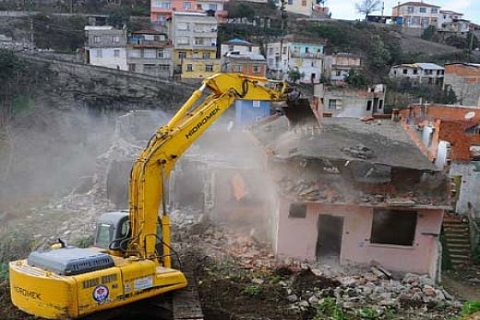 Türkiye yeniden yapılacak, 65 milyon bina yenilenmeyi bekliyor!