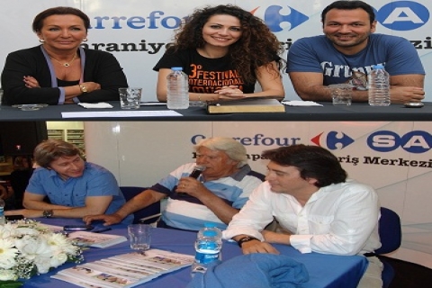 CarrefourSA mağazaları Babalar Günü'nde Kemal Sunal'ı unutmadı! 