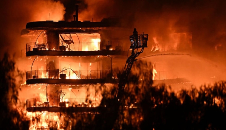 Folkart Narlıdere de yangının izleri hızla siliniyor!