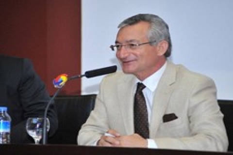 İzmir Coliseum Center'da 190 bin TL'ye!