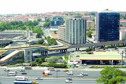 Harput Şirketler Grubu'ndan Merter'de satılık bina! 7 milyon dolara!