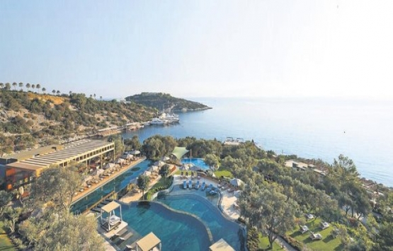 Kenan Doğulu dan Beren Saat e rezidans hediyesi!