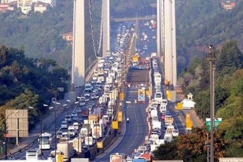 Binali Yıldırım: Tek-çift plaka uygulaması gelebilir! 