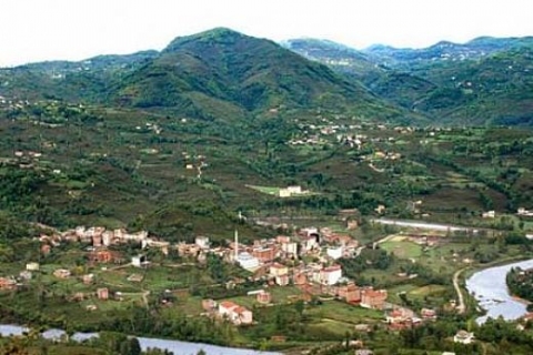 Sevim Uygun'un Ordu'nun emniyet arsasında yaptığı kaçak ev yıkılacak!