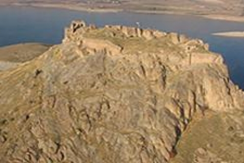 Pertek Kalesi'ndeki yenileme çalışmaları bu yıl tamamlanacak