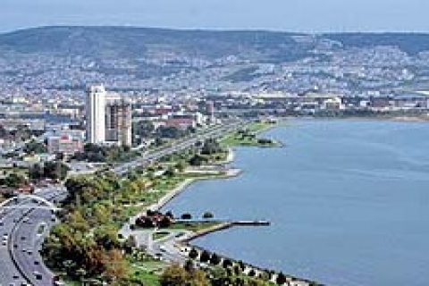 İzmir Bayraklı'ya kruvaziyer limanı yapılacak!