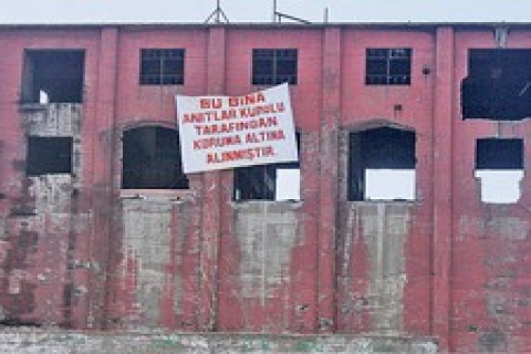 Koruma altına alınan bina, bir gence mezar oldu!