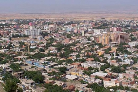 Gaziantep'de satılık merkezi iş alanı imarlı arsa! 2 milyon 403 bin TL'ye!