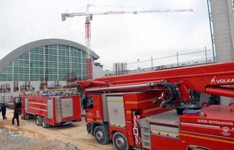 İzmir Adnan Menderes Havalimanı'nda yangın çıktı!