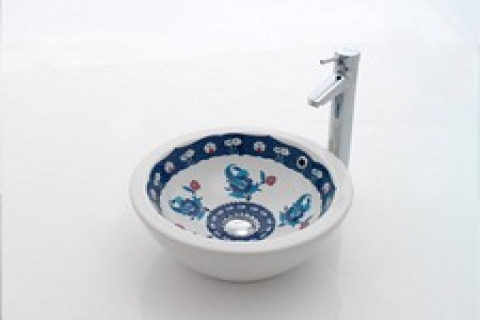 ECE, tarihi ve sanatı banyolara taşıyor!