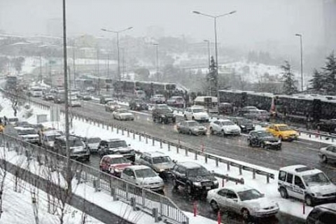 İstanbul kış kenti değil, hayatın zorlaşması çok normal!