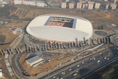 Türk Telekom Arena'ya düzenli metro seferleri başladı, sadece maç günleri!