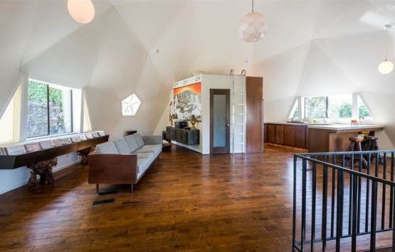 Nicky Panicci, Eagle Rock taki evini 2.3 milyon dolara sattı!