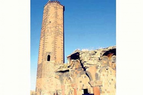 Anadolu'nun ilk camisi Ebul Menuçehr Camii, ibadete açılıyor!