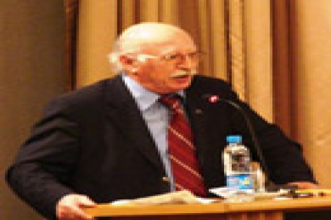 profesör Hüseyin Kaptan