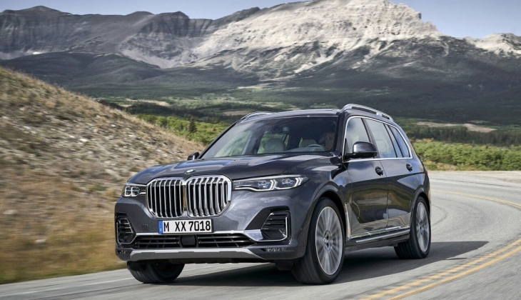 Rahat bir sürüş deneyimi yaşamak istiyorsanız BMW X7 size hitap ediyor demektir